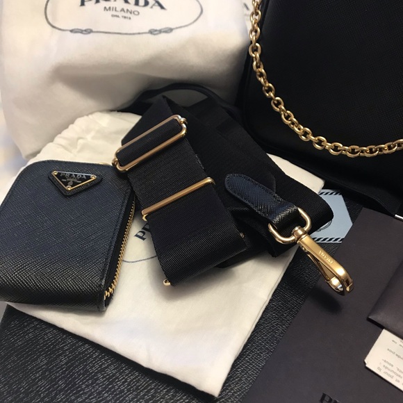 Prada Re-edition 2005 Saffiano Leather - Picture 3 of 7